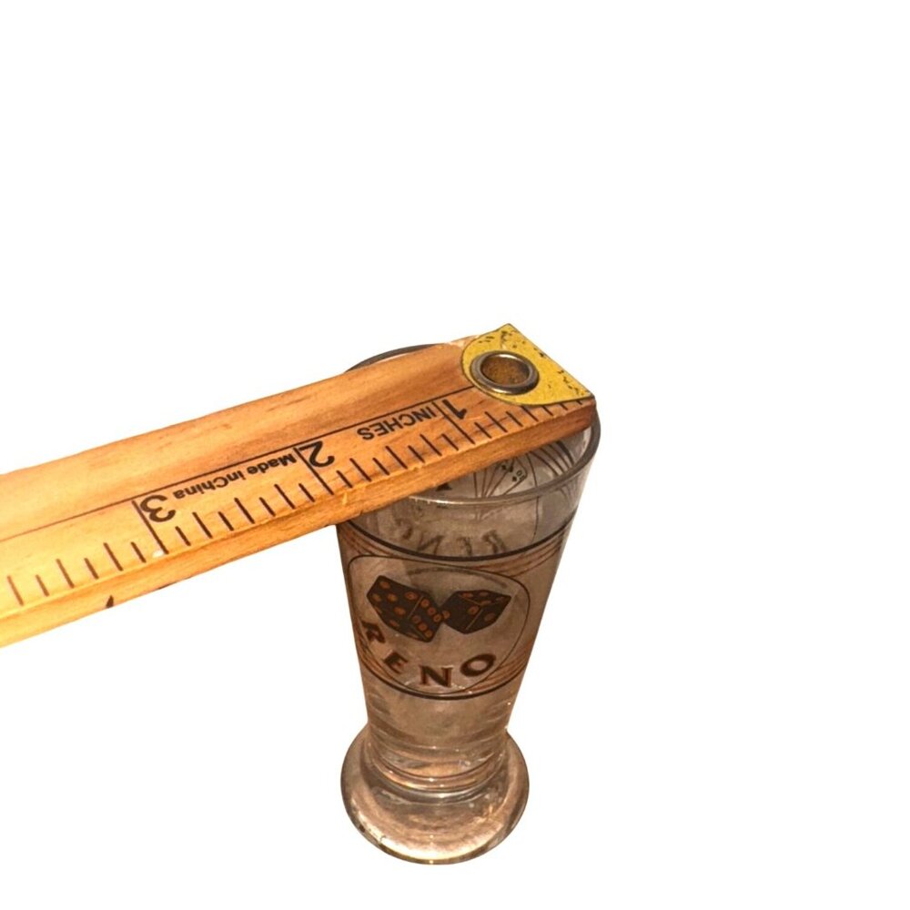 Set Of 5 Collectible Shot Glasses With Unique Designs Featuring Reno Tepic - Picture 3 of 3